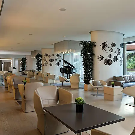 Hotel Almar & 5*