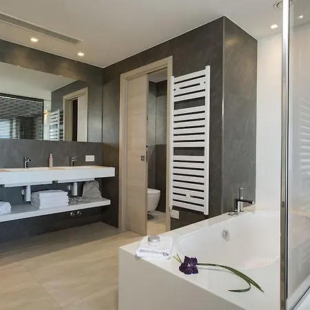 Hotel Almar & 5*