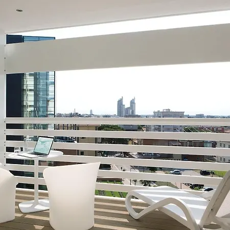 Almar & Hotell